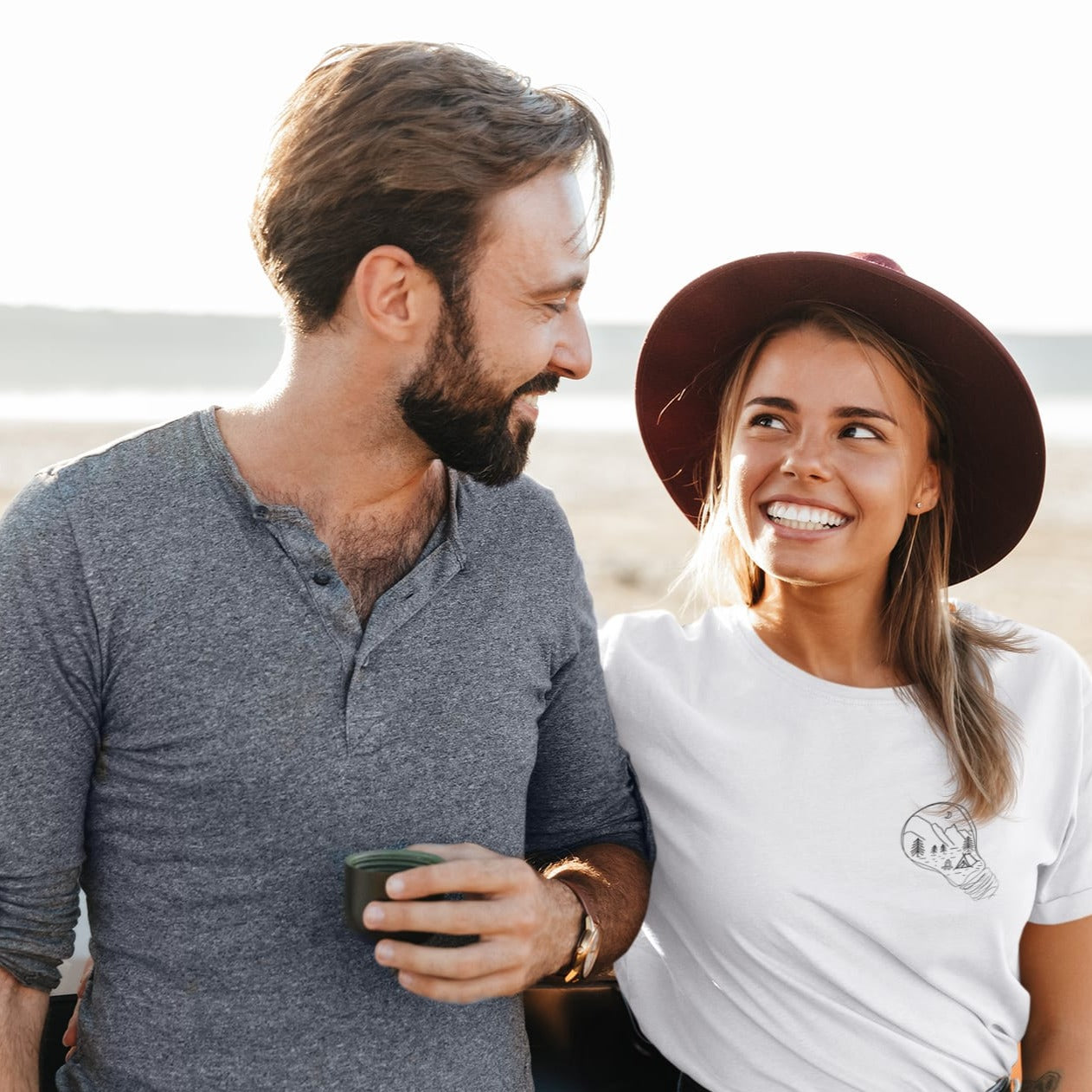 Premium Organic Shirt Women GLÜHBIRNE CAMPING