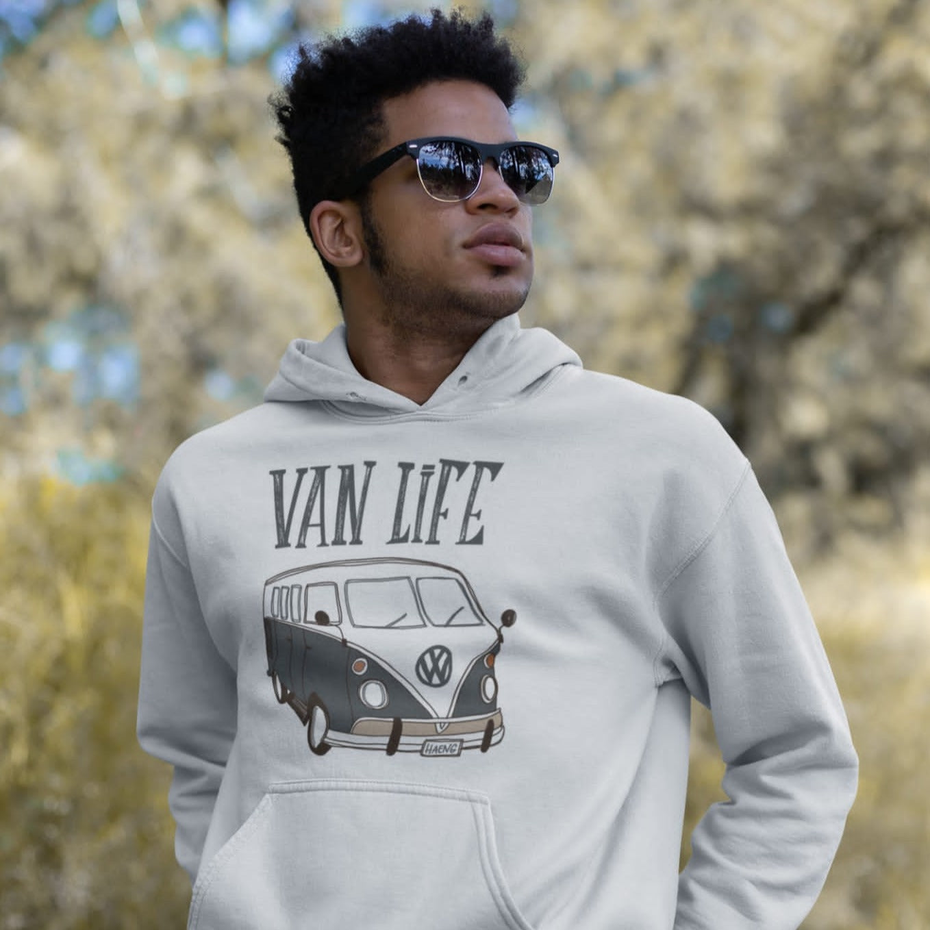 Classic Hoodie - Mit Taschendruck Van Life