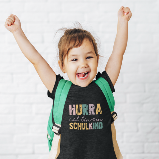 Premium Organic Shirt Kinder HURRA ICH BIN EIN SCHULKIND