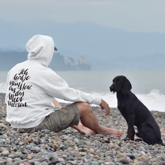 Classic Hoodie mit Taschendruck MÖWE -ICH HABE MEIN HERZ AN DAS MEER VERLOREN