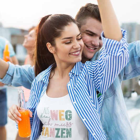 Premium Organic Tanktop Women AUS DEM WEG, ICH MUSS TANZEN